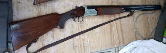 Te koop

Hagelgeweer
MERK Franchi
Kaliber12
Lengte 113 cm
Loop 71cm
Gewicht 2850 gram

Wordt verkocht wegens jagerspensioen