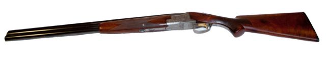 Browning B25 Skeet, kaliber 12 met mooie gravure. 

Looplengte 67 cm, kleiduiven, choke 0,5-0,5. 

Bij interesse of vragen, graag bericht of contact op +31622450683